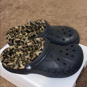 Crocs- Lined (Fuzzy)